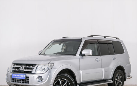 Mitsubishi Pajero IV, 2014 год, 2 599 000 рублей, 4 фотография