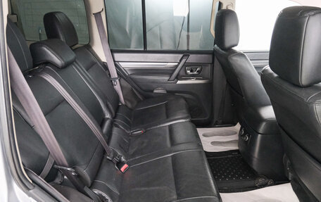 Mitsubishi Pajero IV, 2014 год, 2 599 000 рублей, 23 фотография