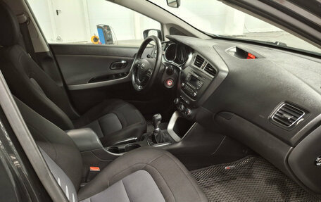 KIA cee'd III, 2014 год, 890 000 рублей, 15 фотография