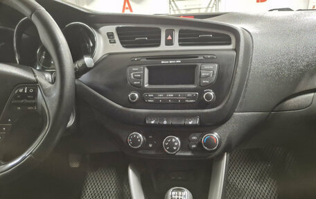 KIA cee'd III, 2014 год, 890 000 рублей, 19 фотография