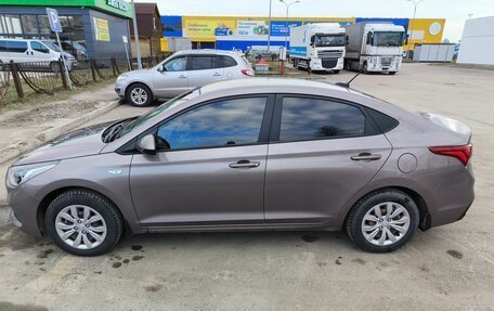 Hyundai Solaris II рестайлинг, 2019 год, 1 570 000 рублей, 2 фотография