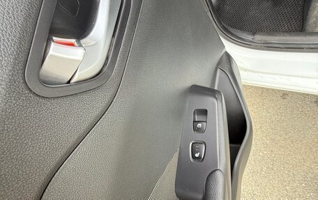 Hyundai Solaris II рестайлинг, 2017 год, 1 450 000 рублей, 16 фотография