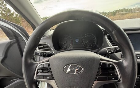 Hyundai Solaris II рестайлинг, 2017 год, 1 450 000 рублей, 25 фотография