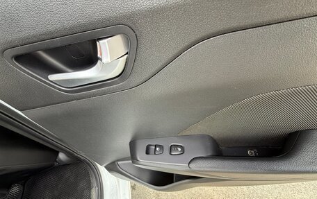 Hyundai Solaris II рестайлинг, 2017 год, 1 450 000 рублей, 19 фотография