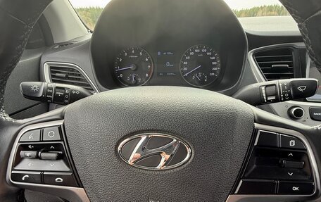 Hyundai Solaris II рестайлинг, 2017 год, 1 450 000 рублей, 29 фотография