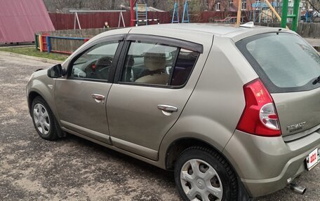 Renault Sandero I, 2011 год, 700 000 рублей, 2 фотография