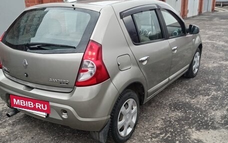 Renault Sandero I, 2011 год, 700 000 рублей, 7 фотография