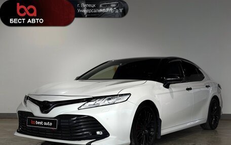 Toyota Camry, 2018 год, 2 800 000 рублей, 1 фотография