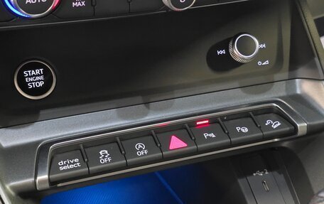 Audi Q3, 2025 год, 4 945 000 рублей, 10 фотография