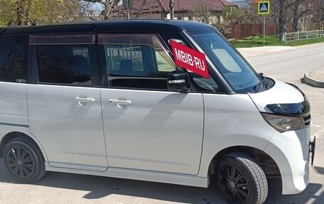 Nissan Roox, 2012 год, 630 000 рублей, 3 фотография