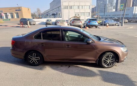 Volkswagen Jetta VI, 2014 год, 999 000 рублей, 2 фотография