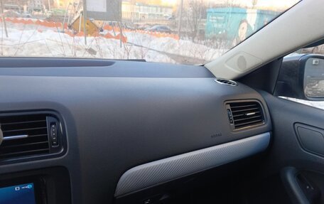 Volkswagen Jetta VI, 2014 год, 999 000 рублей, 26 фотография