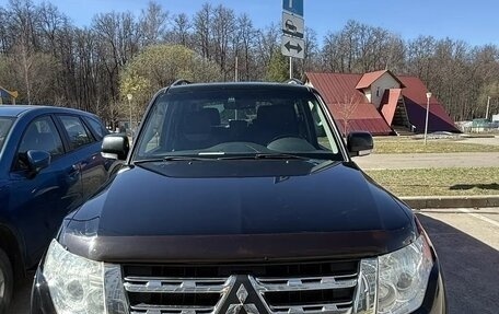 Mitsubishi Pajero IV, 2012 год, 2 470 000 рублей, 2 фотография