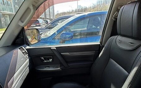 Mitsubishi Pajero IV, 2012 год, 2 470 000 рублей, 9 фотография