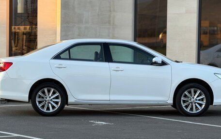 Toyota Camry, 2014 год, 1 570 000 рублей, 5 фотография