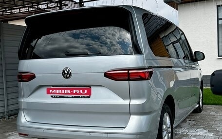 Volkswagen Multivan, 2022 год, 4 550 000 рублей, 7 фотография