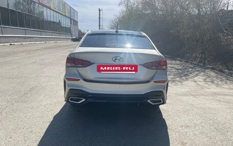 Hyundai Solaris II рестайлинг, 2018 год, 650 000 рублей, 4 фотография