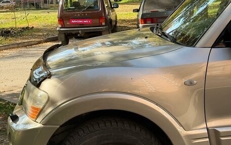 Mitsubishi Pajero III рестайлинг, 2004 год, 850 000 рублей, 15 фотография