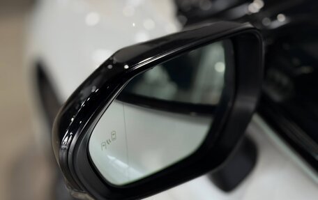 Toyota Camry, 2018 год, 2 800 000 рублей, 10 фотография