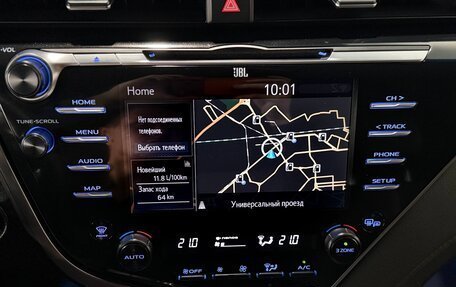 Toyota Camry, 2018 год, 2 800 000 рублей, 25 фотография