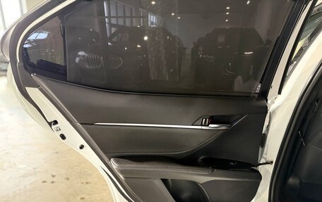 Toyota Camry, 2018 год, 2 800 000 рублей, 30 фотография