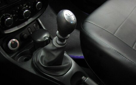 Renault Duster I рестайлинг, 2013 год, 900 000 рублей, 20 фотография