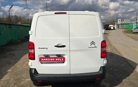 Citroen Jumpy III, 2019 год, 1 600 000 рублей, 4 фотография