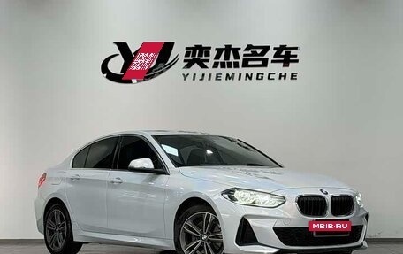 BMW 1 серия, 2022 год, 1 715 000 рублей, 3 фотография