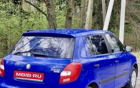 Skoda Fabia II, 2009 год, 300 000 рублей, 2 фотография