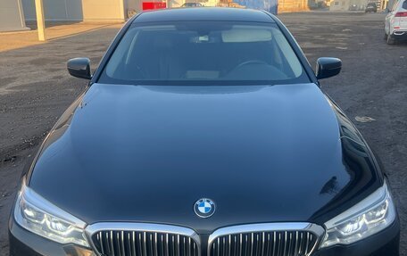 BMW 5 серия, 2019 год, 2 800 000 рублей, 3 фотография