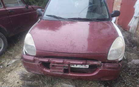 Daihatsu Sirion, 2000 год, 3 фотография