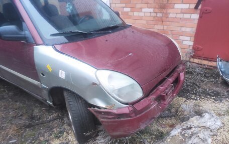 Daihatsu Sirion, 2000 год, 6 фотография