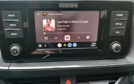 Volkswagen Polo VI (EU Market), 2021 год, 1 650 000 рублей, 5 фотография