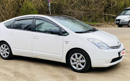 Toyota Prius, 2008 год, 605 000 рублей, 11 фотография
