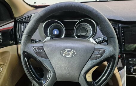 Hyundai Sonata VI, 2010 год, 1 380 000 рублей, 12 фотография