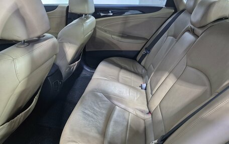 Hyundai Sonata VI, 2010 год, 1 380 000 рублей, 16 фотография