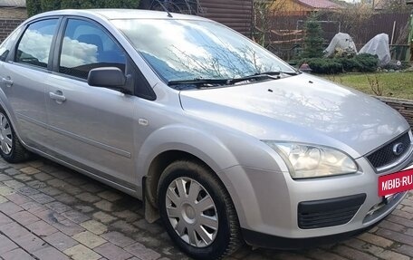 Ford Focus II рестайлинг, 2005 год, 379 000 рублей, 2 фотография