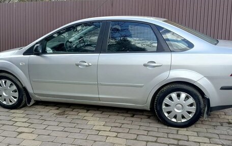 Ford Focus II рестайлинг, 2005 год, 379 000 рублей, 6 фотография