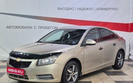 Chevrolet Cruze II, 2012 год, 635 000 рублей, 3 фотография