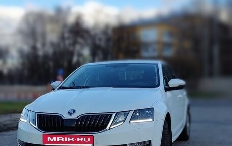 Skoda Octavia, 2020 год, 2 700 000 рублей, 2 фотография