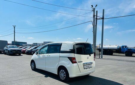 Honda Freed I, 2010 год, 999 999 рублей, 4 фотография