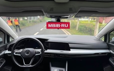 Volkswagen Golf VIII, 2021 год, 1 645 000 рублей, 8 фотография