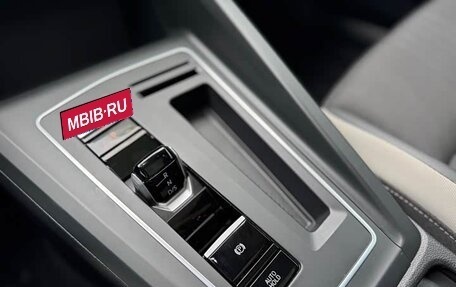 Volkswagen Golf VIII, 2021 год, 1 645 000 рублей, 14 фотография