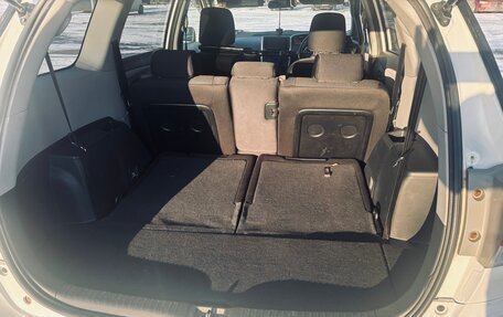 Toyota Wish II, 2011 год, 1 350 000 рублей, 13 фотография