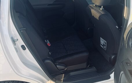 Toyota Wish II, 2011 год, 1 350 000 рублей, 9 фотография