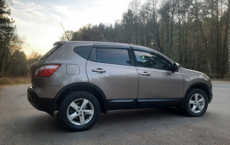 Nissan Qashqai, 2010 год, 900 000 рублей, 4 фотография