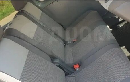 Volkswagen Caddy III рестайлинг, 2011 год, 680 000 рублей, 11 фотография