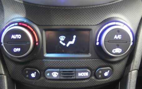 Hyundai Solaris II рестайлинг, 2015 год, 950 000 рублей, 16 фотография