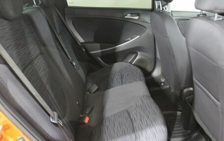 Hyundai Solaris II рестайлинг, 2015 год, 950 000 рублей, 14 фотография