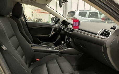 Mazda 6, 2017 год, 1 850 000 рублей, 13 фотография